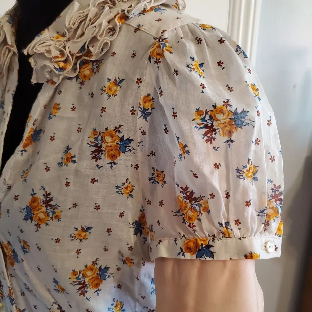 Zara Cottagecore Floral Button Up Top Puff Sleeve Ruffle Neck Size M Y2K Prairie